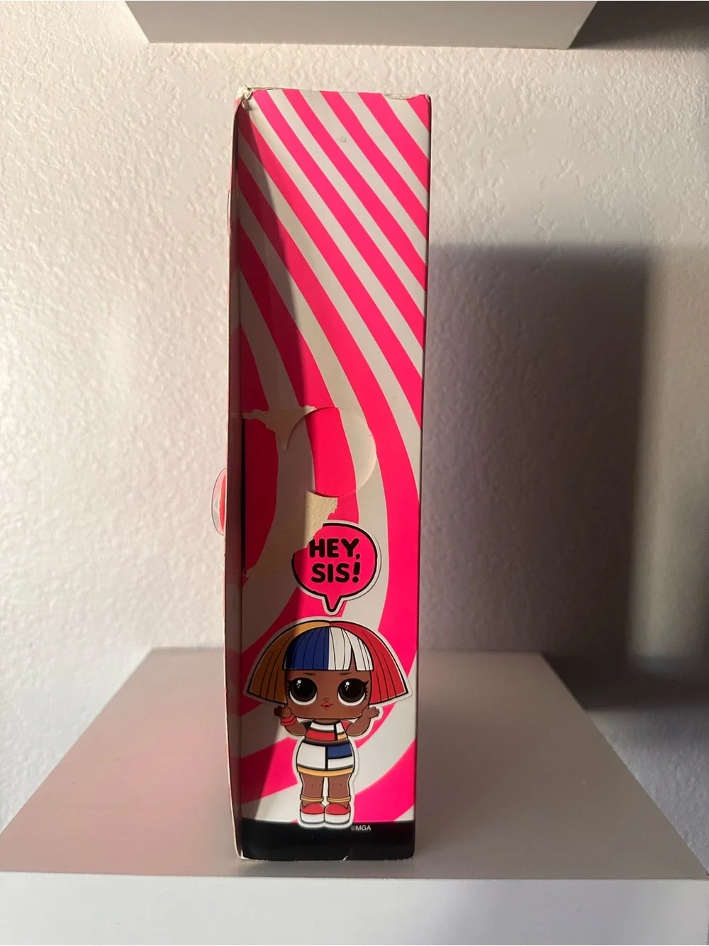 L.O.L. Surprise! bright hot